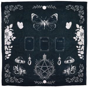 Mantel de Tarot con diseño de mariposas y pentáculo