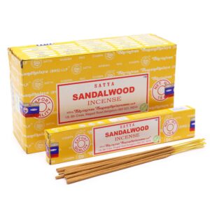 Varillas de incienso Satya Sándalo caja y varillas